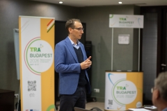 20251113_tra_lab_012