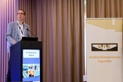 KTE0325_057_P1019644_DxO